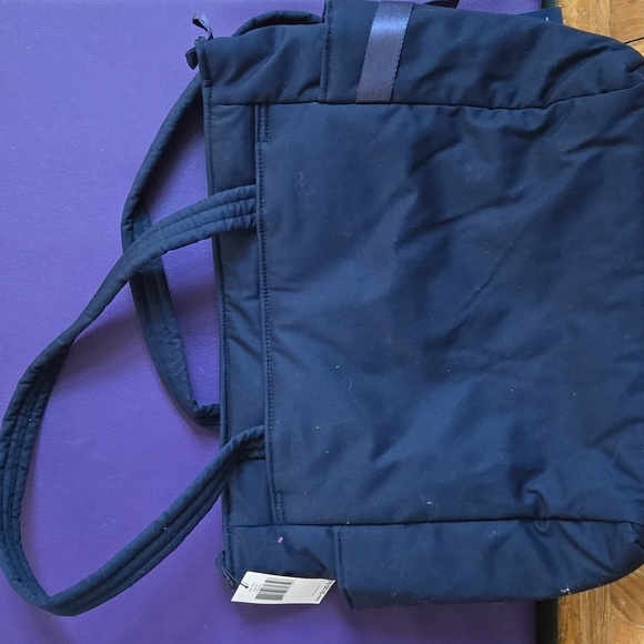 Vera Bradley "Classic Navy" Utility Tote - Picture 3 of 5